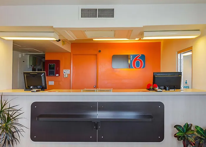 6-laramie, Wy Hotel 3*