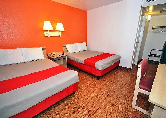 Hotel 6-laramie, Wy