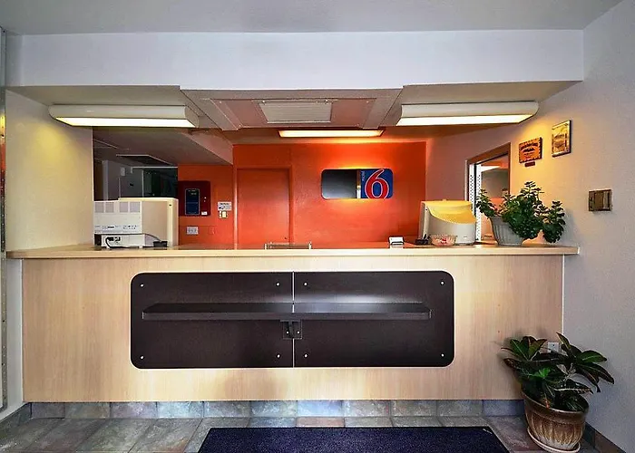 6-laramie, Wy Hotel